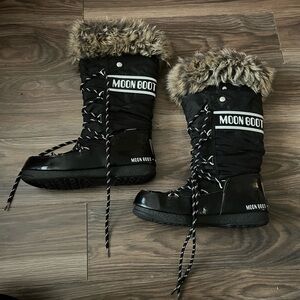 Moon Boot Women's Black Winter Boots with Fur Trim